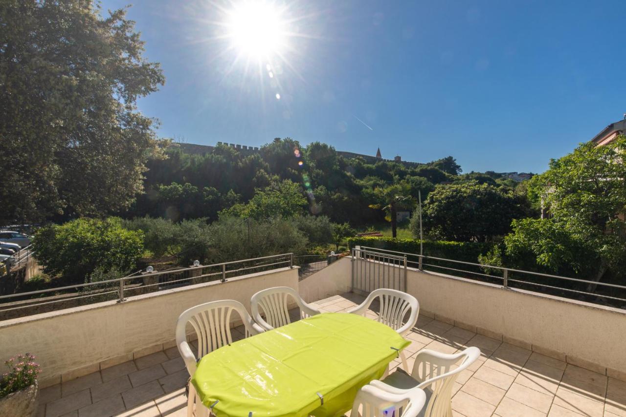 Apartment Portapisana Just 50M From The Beach Крк Экстерьер фото